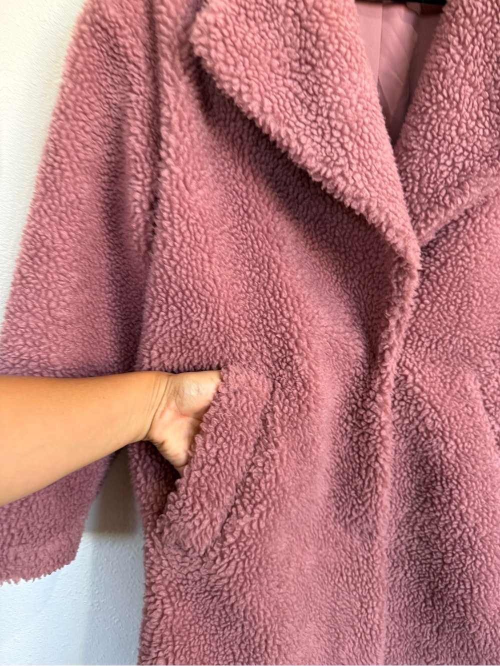 ABERCROMBIE & FITCH PINK TEDDY SHERPA COAT XS FAUX FUR QUIET LUXURY WINTER - Picture 3 of 12